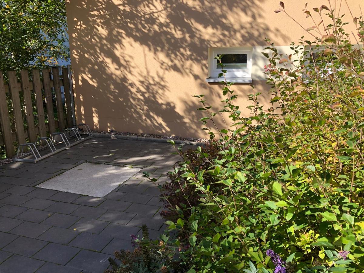 Zu * Weimar (Thuringia)