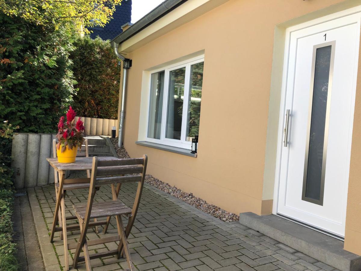 Zu * Weimar (Thuringia)